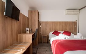 Brit Hotel Plaisance A9/A61